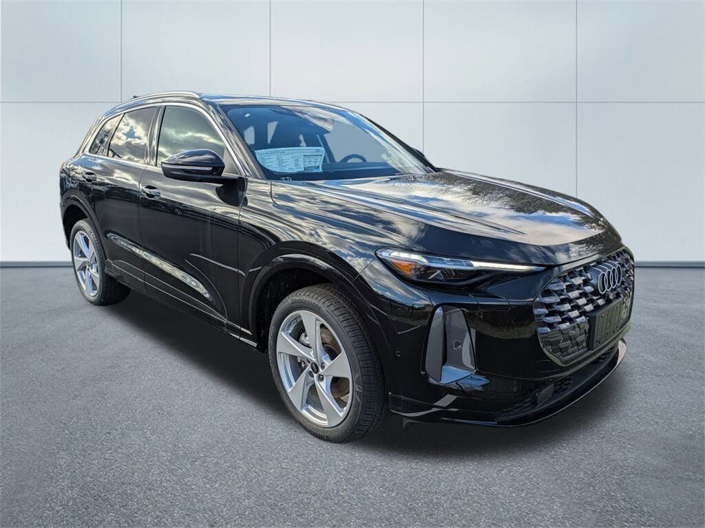 2025 Audi Q5 quattro Premium Plus 40 TFSI