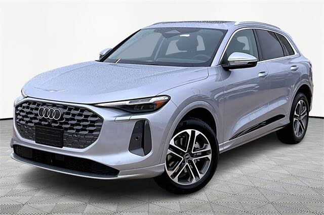2025 Audi Q5 quattro Premium Plus 40 TFSI