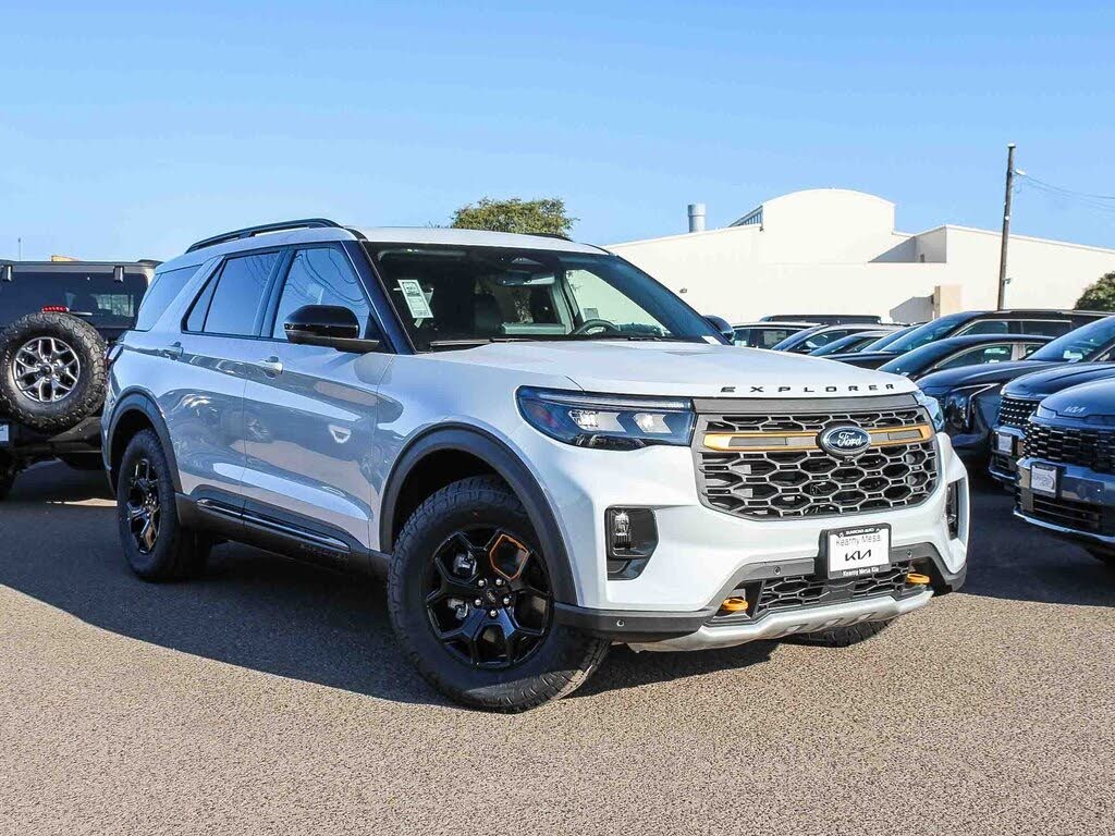 2026 Ford Explorer Tremor AWD