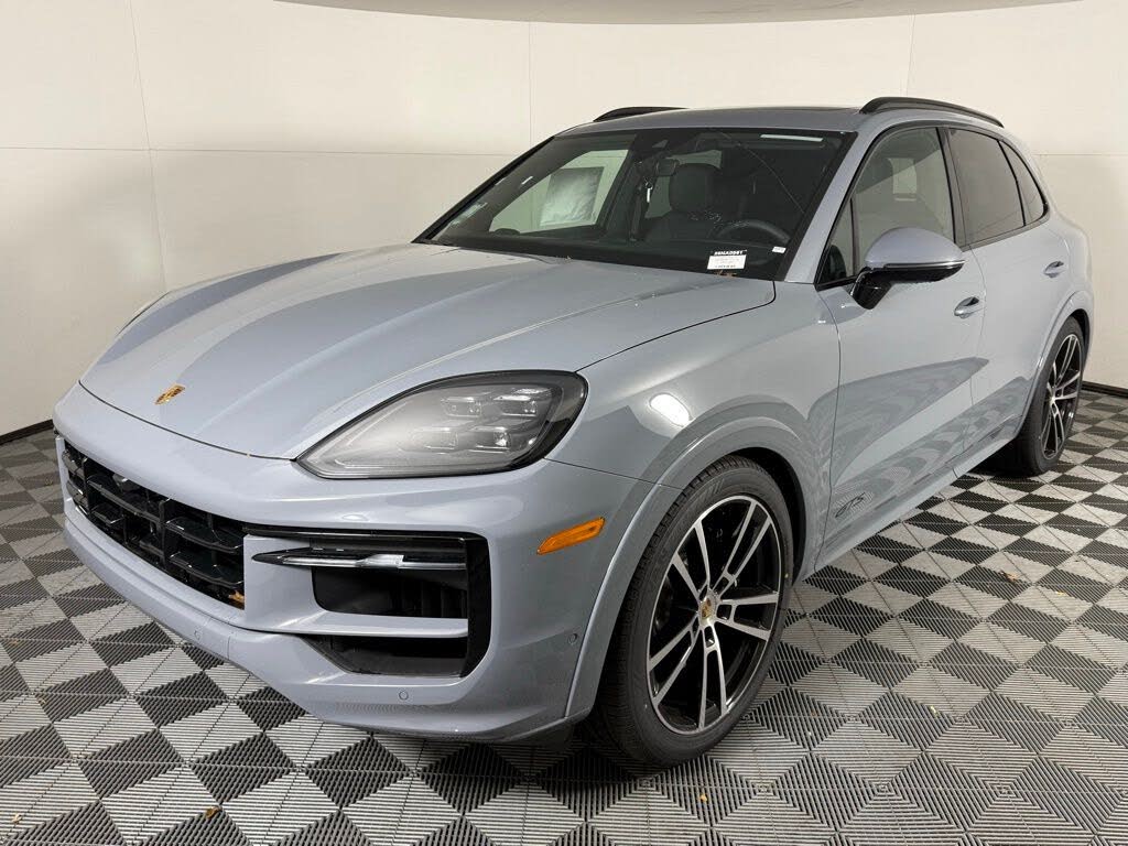 2026 Porsche Cayenne GTS AWD