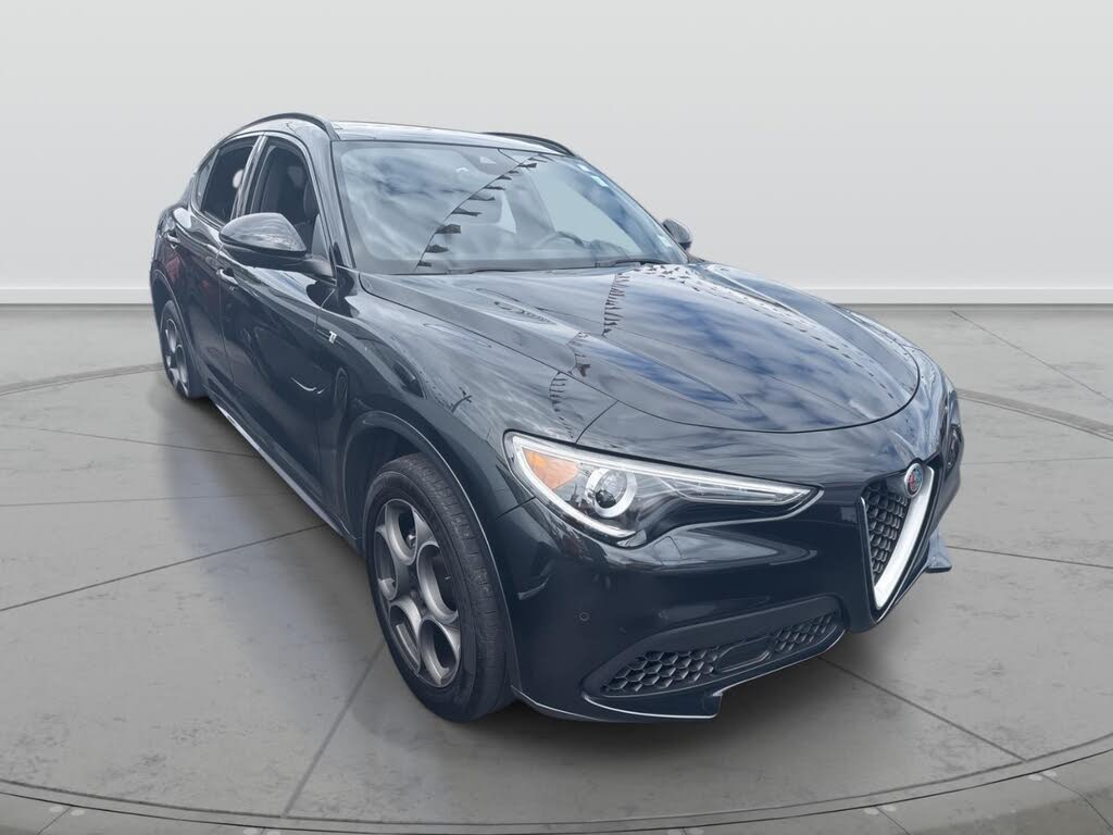 2022 Alfa Romeo Stelvio Ti AWD