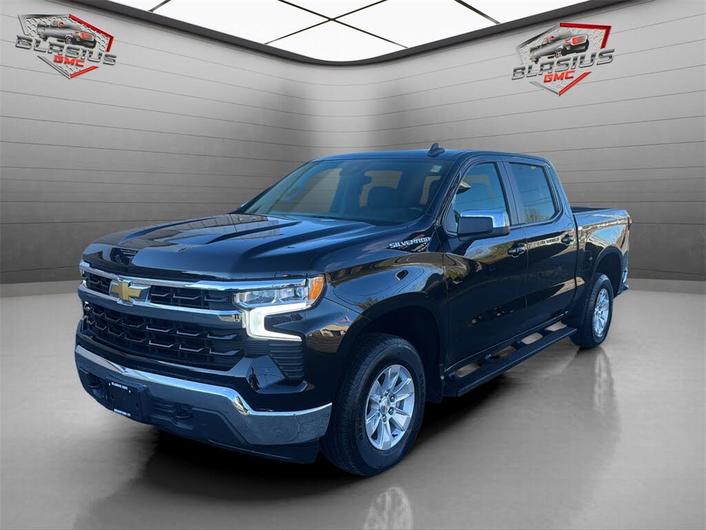 2024 Chevrolet Silverado 1500 LT Crew Cab 4WD