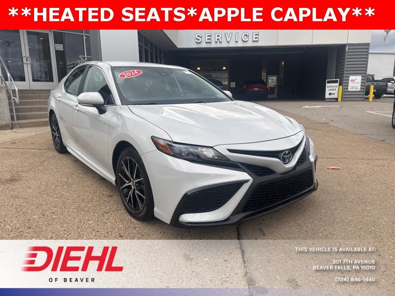 2024 Toyota Camry SE FWD