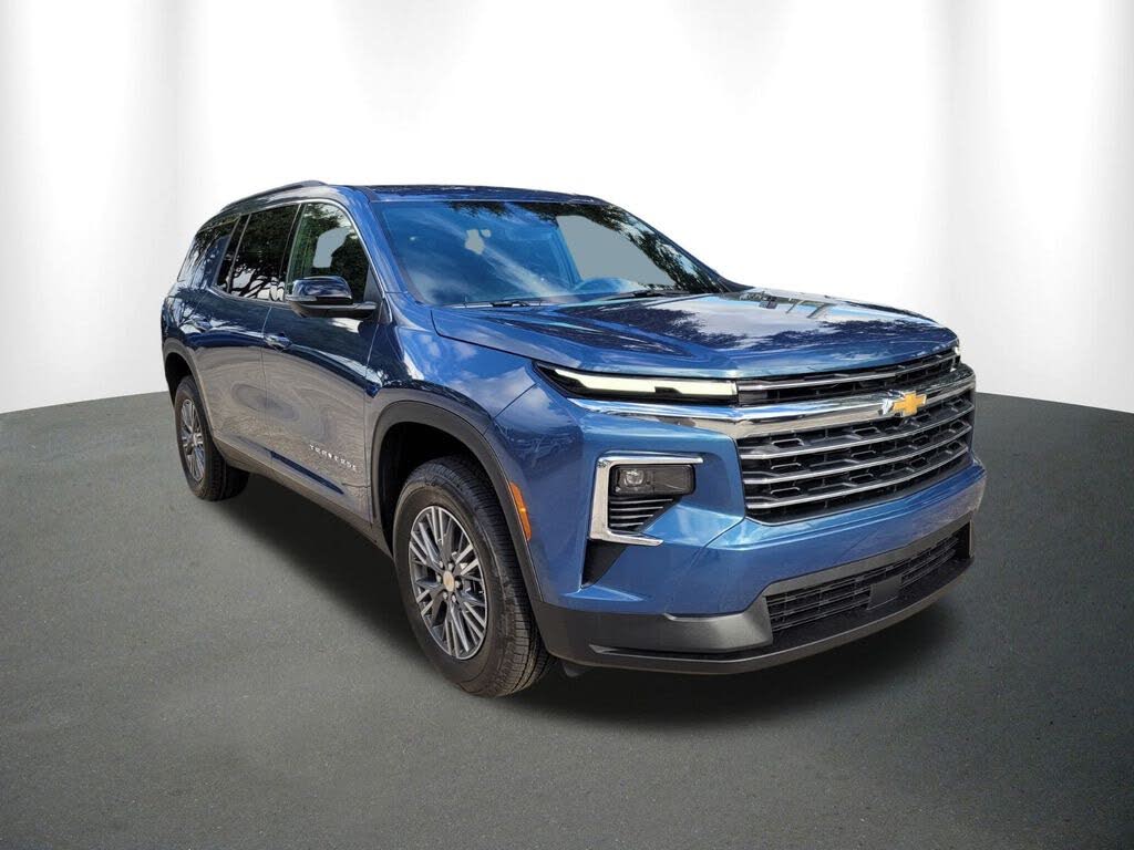 2026 Chevrolet Traverse LT FWD