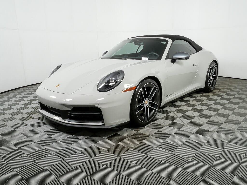 2026 Porsche 911 Carrera Cabriolet RWD