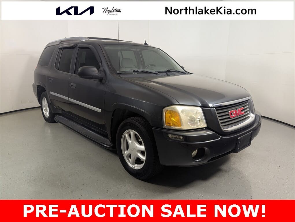 2005 GMC Envoy XUV 4 Dr SLE 4WD SUV