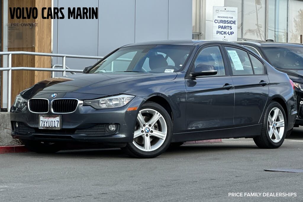 2014 BMW 3 Series 320i Sedan RWD