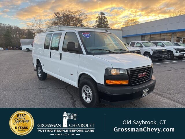 2021 GMC Savana Cargo 3500 RWD