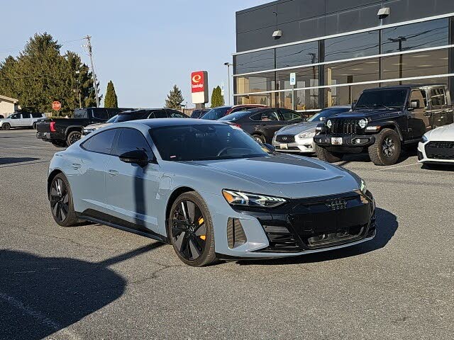 2022 Audi RS e-tron GT quattro AWD