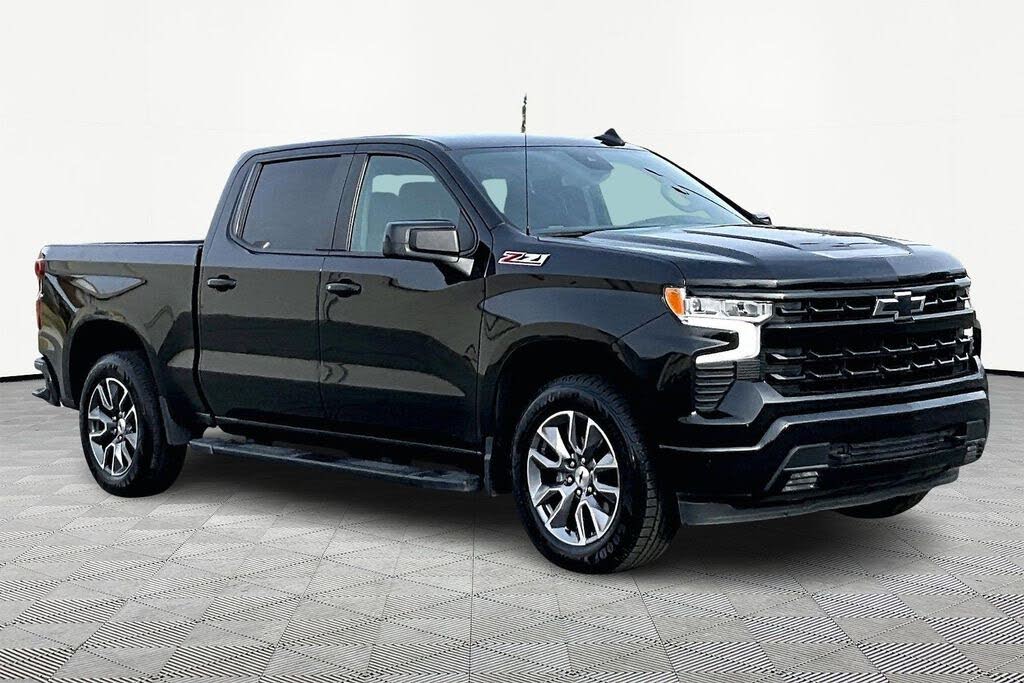 2022 Chevrolet Silverado 1500 RST Crew Cab 4WD