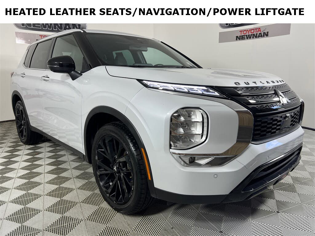 2023 Mitsubishi Outlander Black Edition FWD