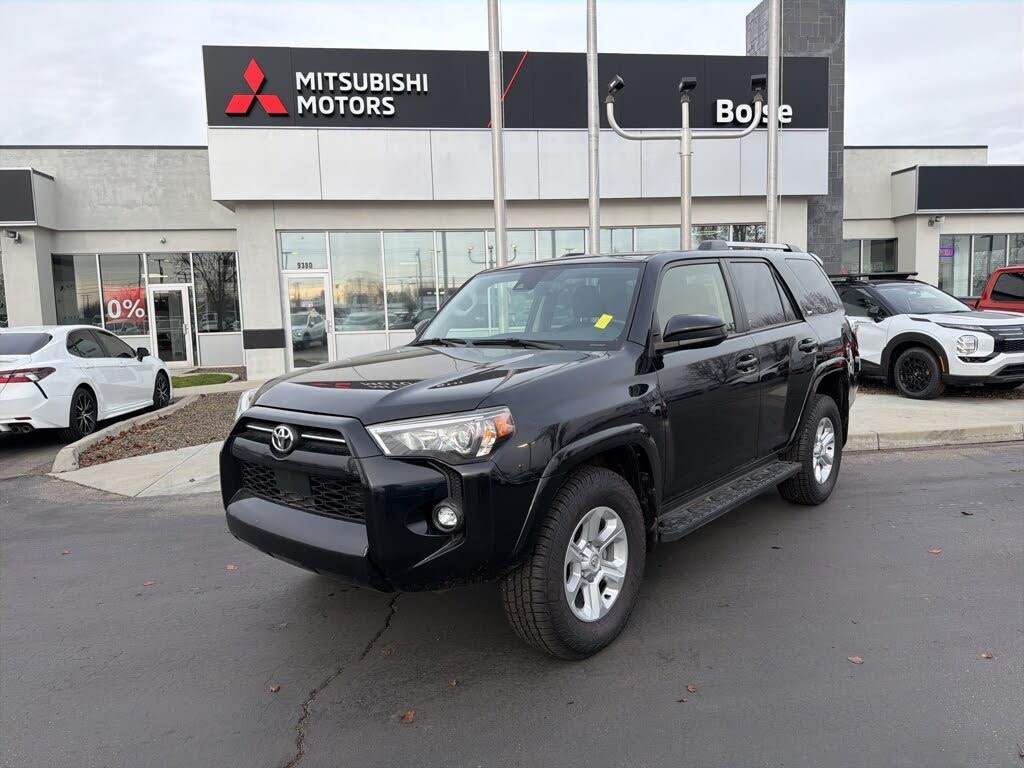 2024 Toyota 4Runner SR5 4WD