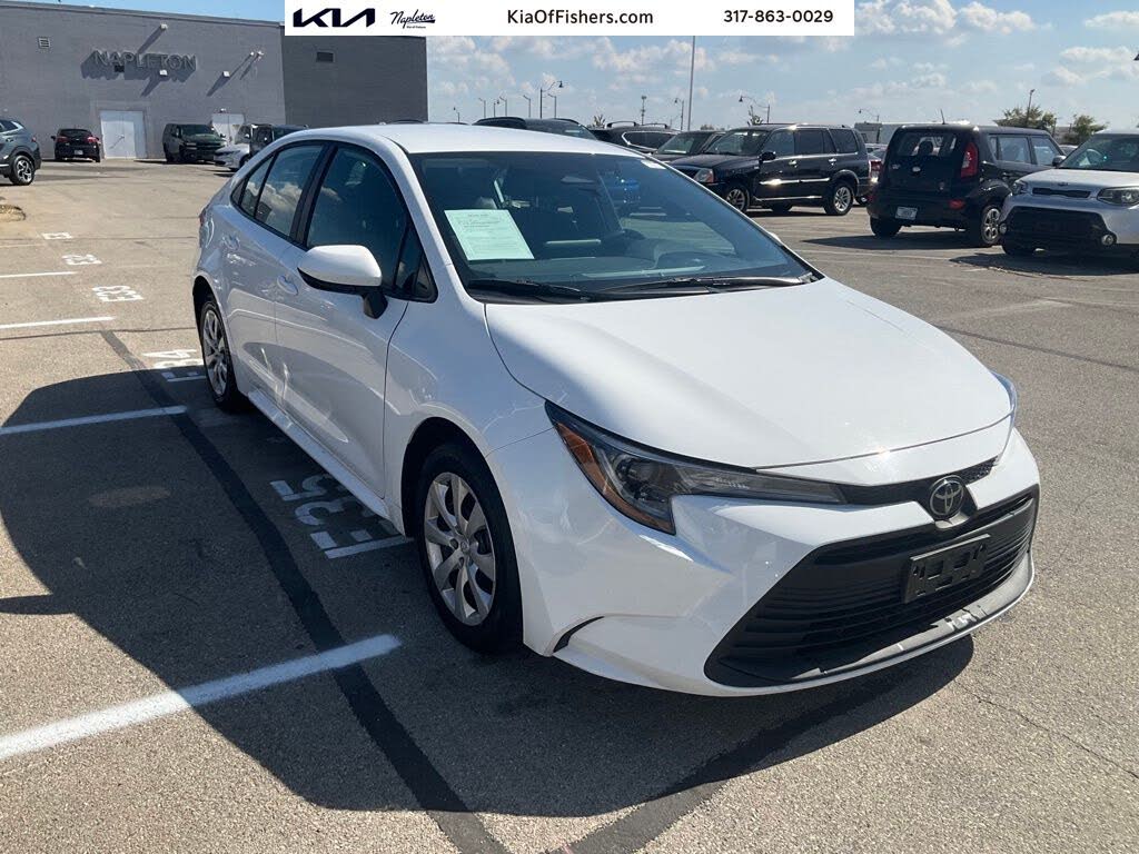 2024 Toyota Corolla LE FWD