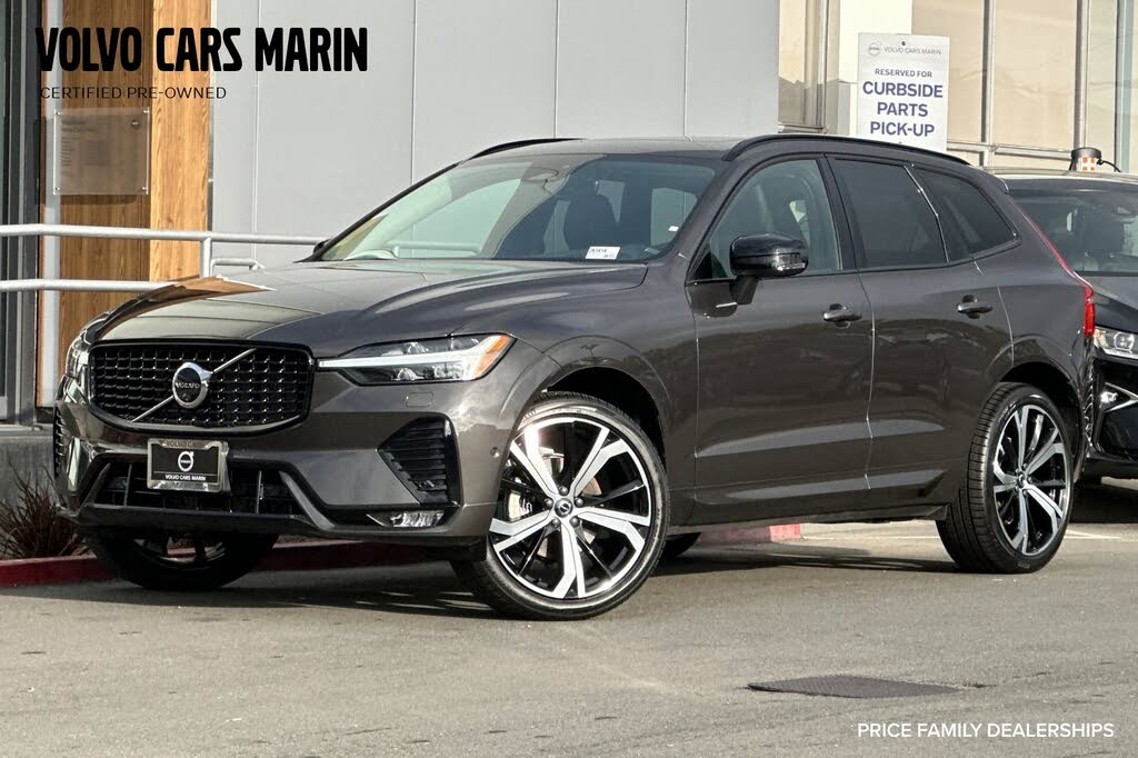 2024 Volvo XC60 B5 Ultimate Dark Theme AWD