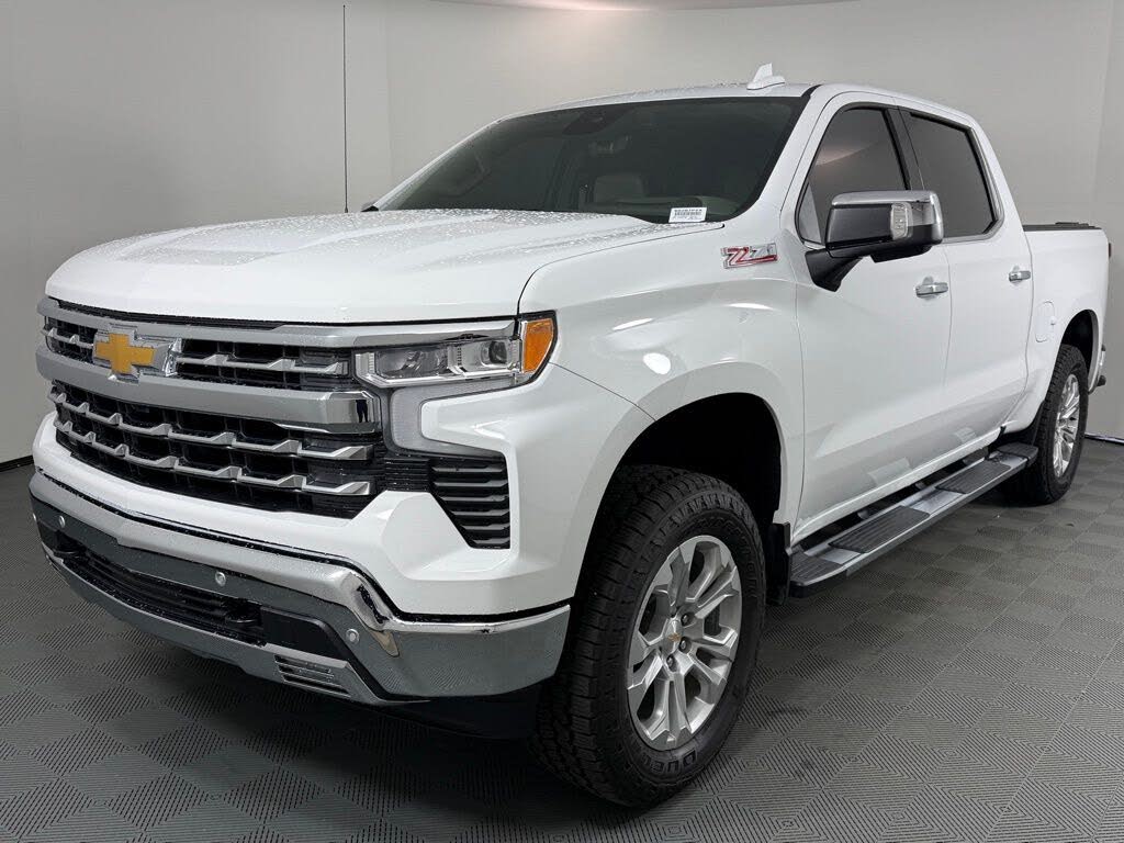 2025 Chevrolet Silverado 1500 LTZ Crew Cab 4WD