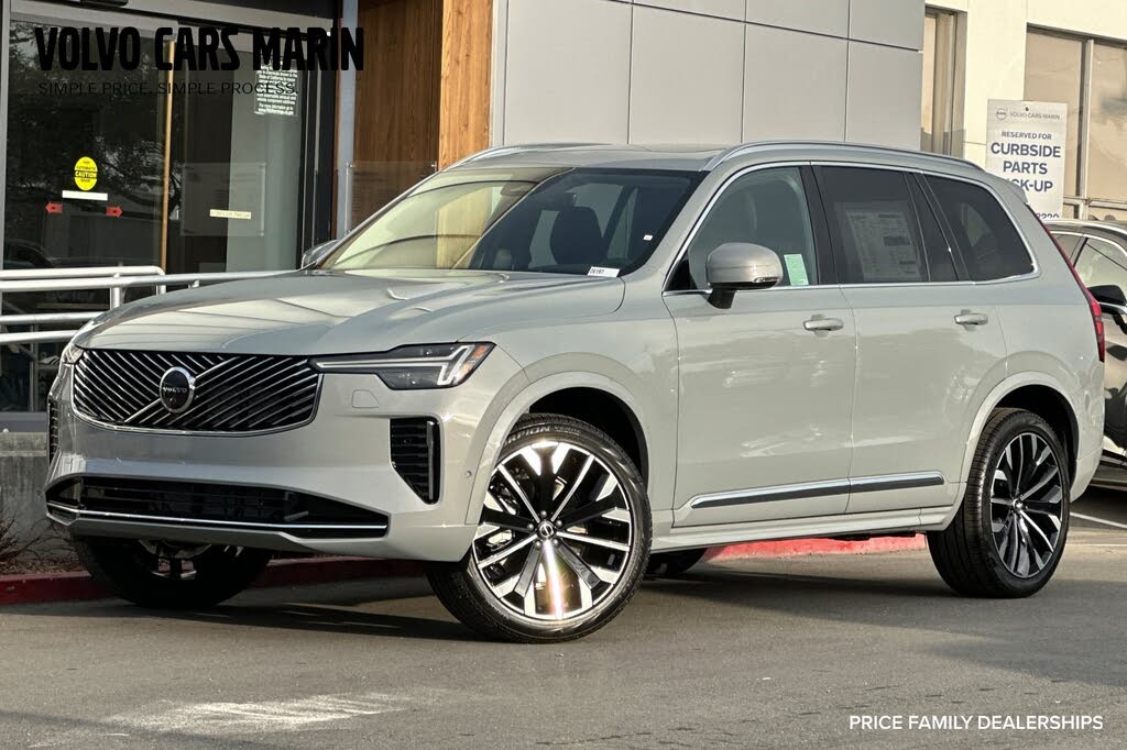 2026 Volvo XC90 B6 Plus 6-Passenger AWD