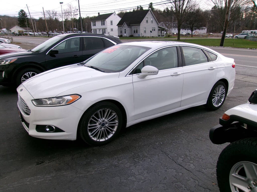 2014 Ford Fusion SE