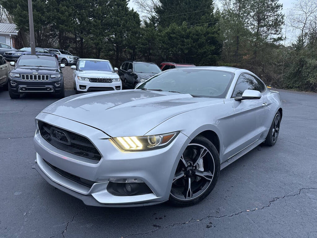 2015 Ford Mustang EcoBoost Premium Coupe RWD