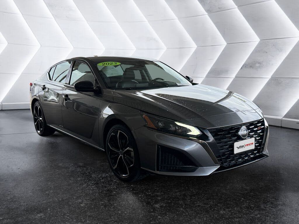 2023 Nissan Altima 2.5 SR FWD