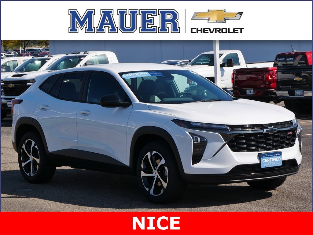 2024 Chevrolet Trax RS with 1RS FWD