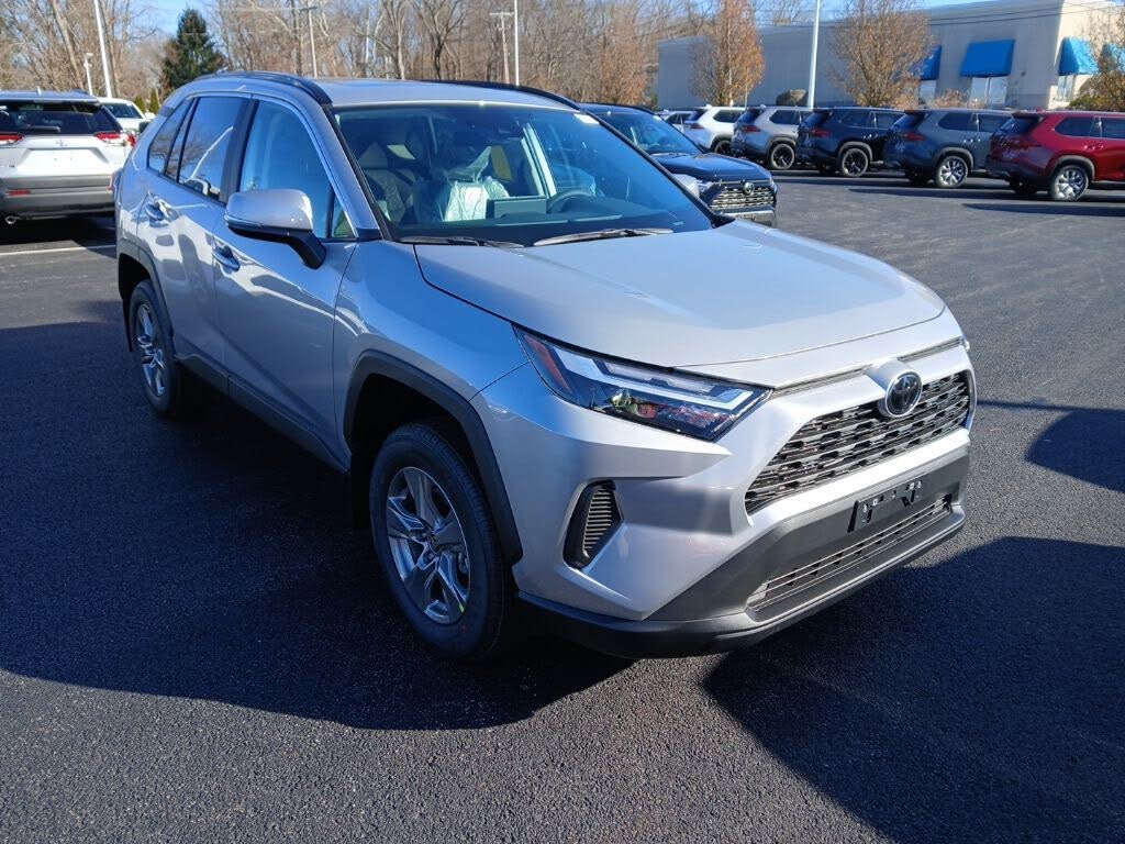 2025 Toyota RAV4 XLE AWD