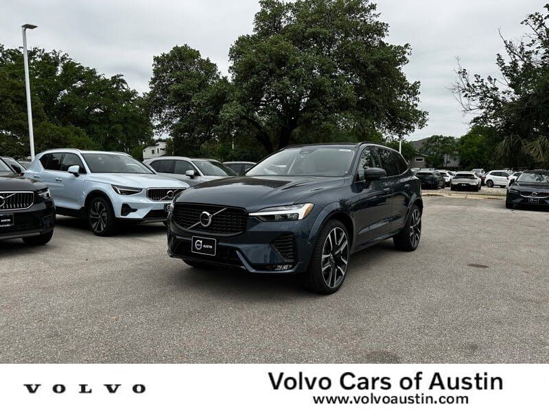 2025 Volvo XC60 B5 Ultra Dark Theme AWD