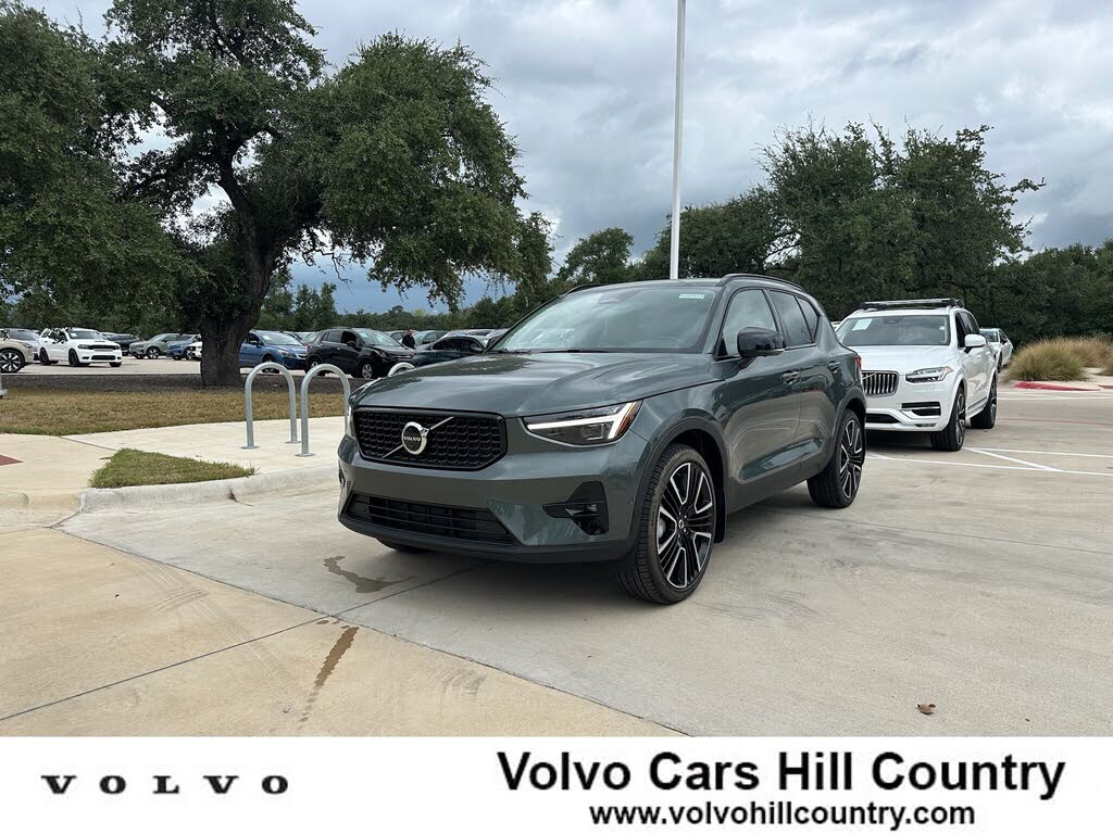 2026 Volvo XC40 B5 Ultra AWD