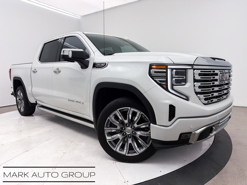 2022 GMC Sierra 1500 Denali Crew Cab 4WD