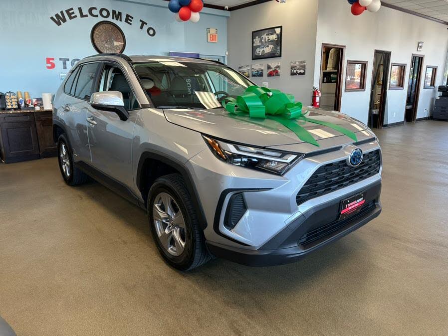 2023 Toyota RAV4 Hybrid XLE AWD