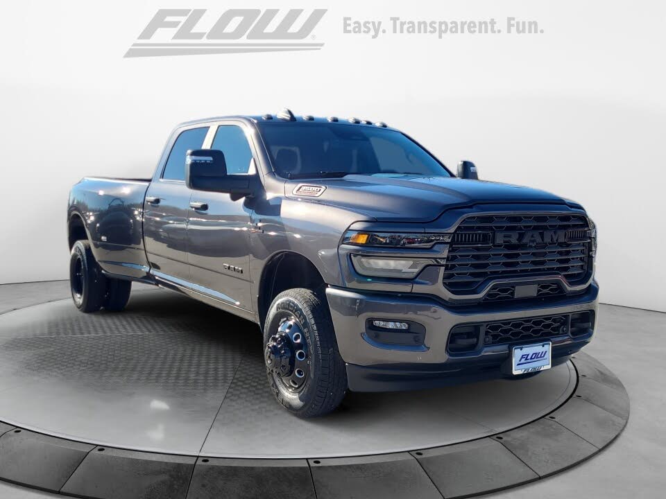 2025 RAM 3500 Big Horn Crew Cab LB DRW 4WD