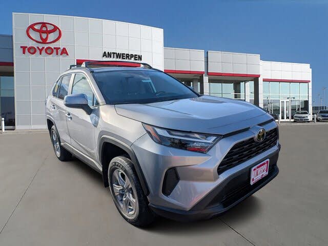 2025 Toyota RAV4 XLE AWD