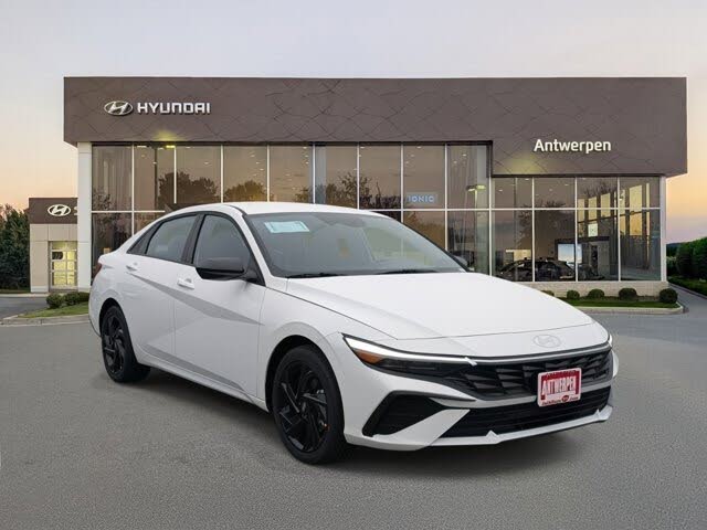 2026 Hyundai Elantra SEL Sport FWD