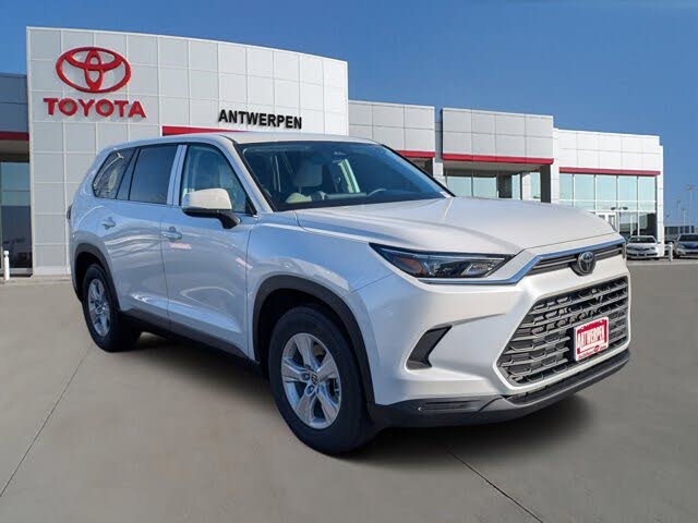 2026 Toyota Grand Highlander LE AWD