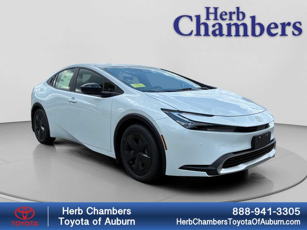 2025 Toyota Prius Plug-In Hybrid SE FWD