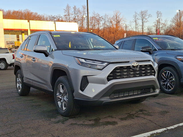 2025 Toyota RAV4 XLE AWD