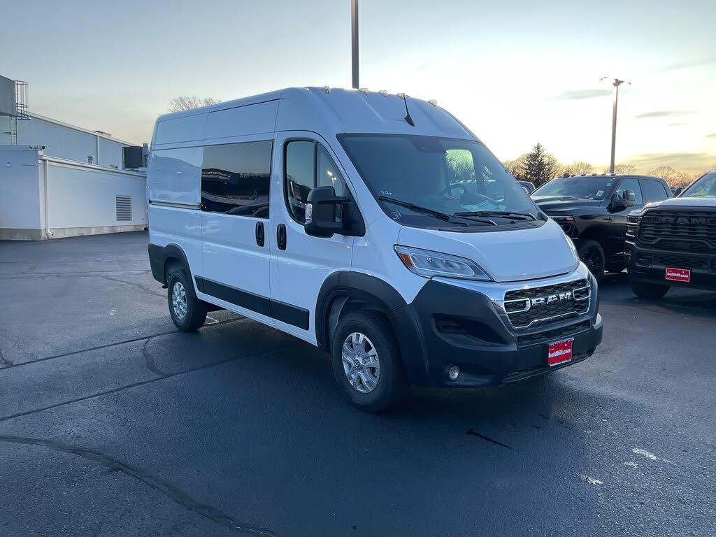 2026 RAM ProMaster 1500 SLT 136 High Roof Cargo Van FWD