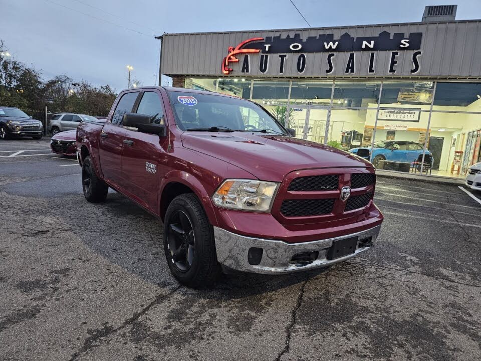 2015 RAM 1500 SLT Crew Cab 4WD