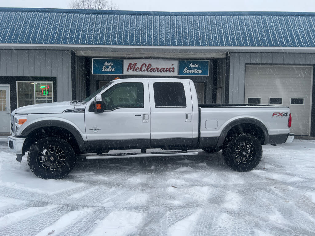 2016 Ford F-250 Super Duty Lariat Crew Cab 4WD