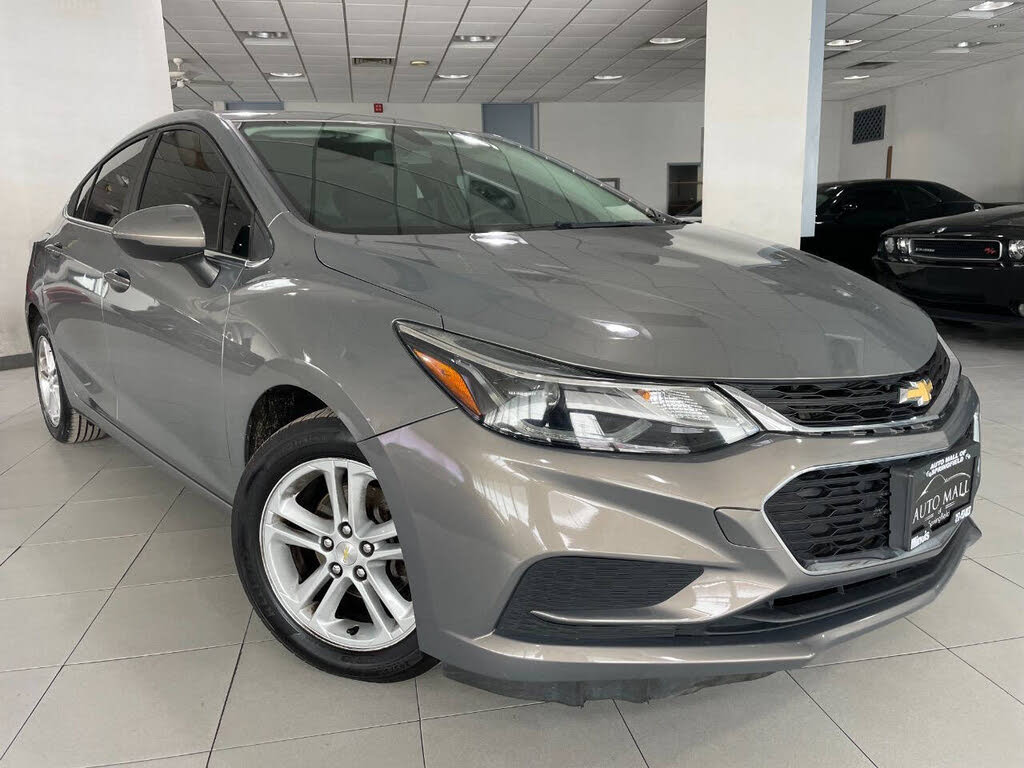 2017 Chevrolet Cruze LT Sedan FWD