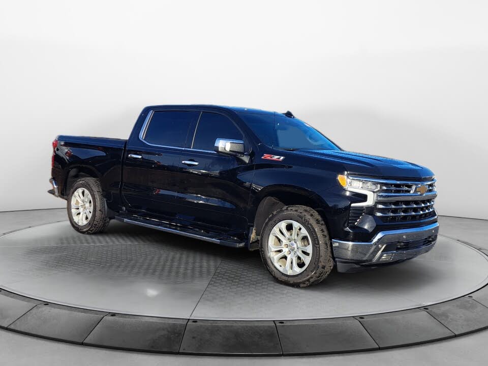 2022 Chevrolet Silverado 1500 LTZ Crew Cab 4WD