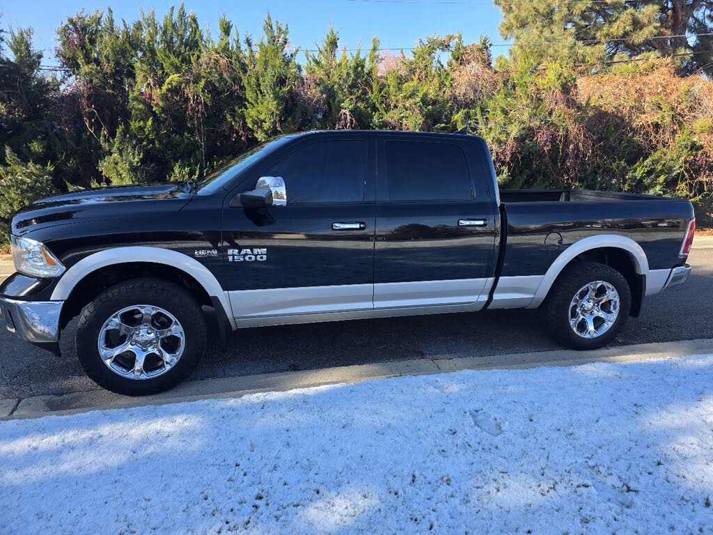2014 RAM 1500 Laramie Crew Cab 4WD
