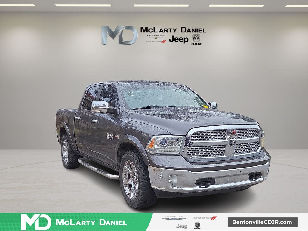 2016 RAM 1500 Laramie Crew Cab 4WD