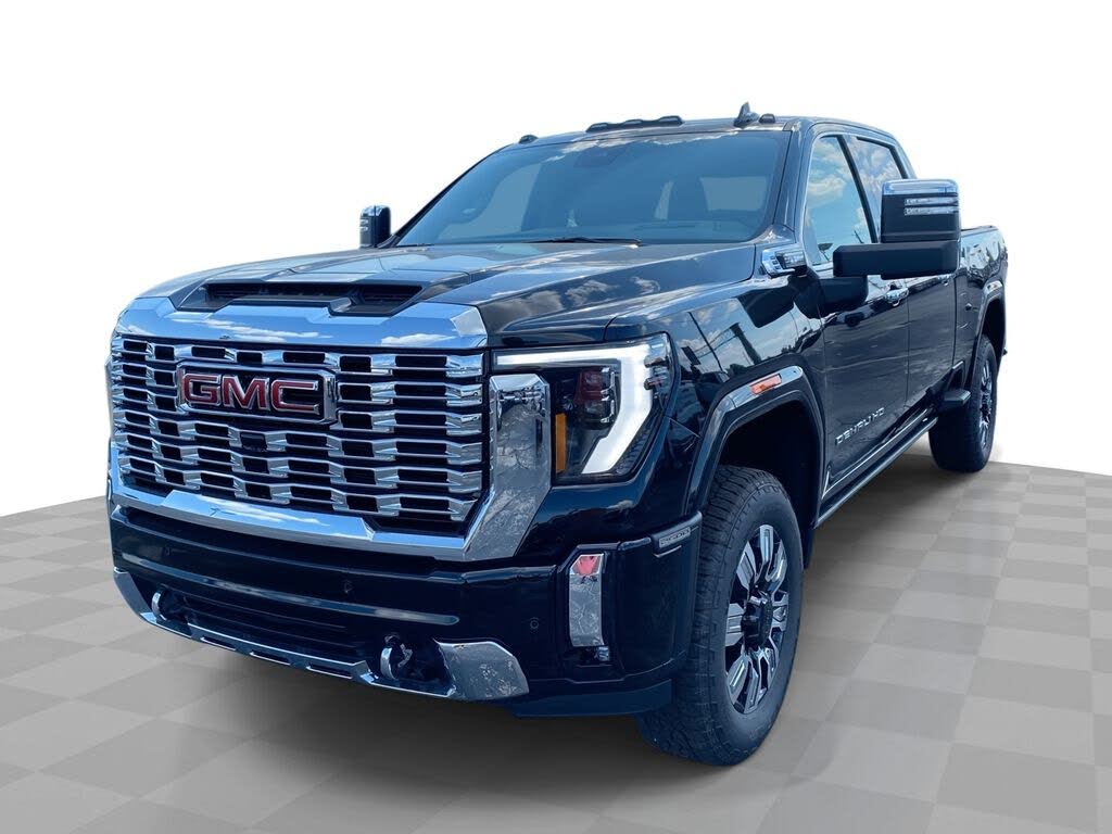 2025 GMC Sierra 2500HD Denali Crew Cab 4WD