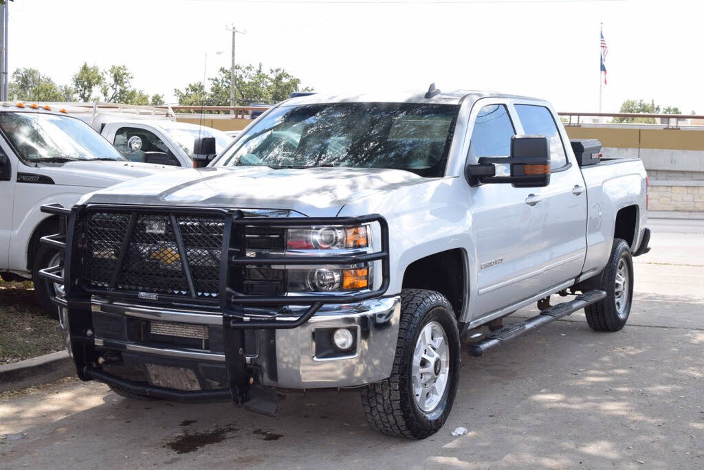 2018 Chevrolet Silverado 2500HD LT Crew Cab 4WD