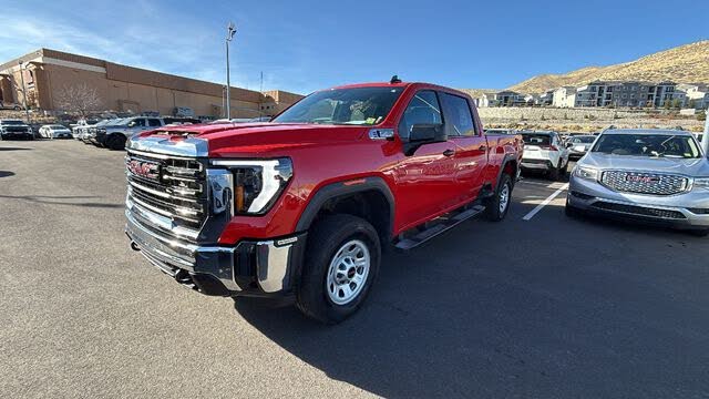 2024 GMC Sierra 2500HD Pro Crew Cab 4WD