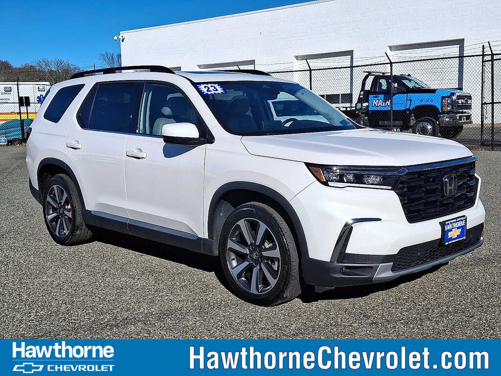2023 Honda Pilot Touring AWD