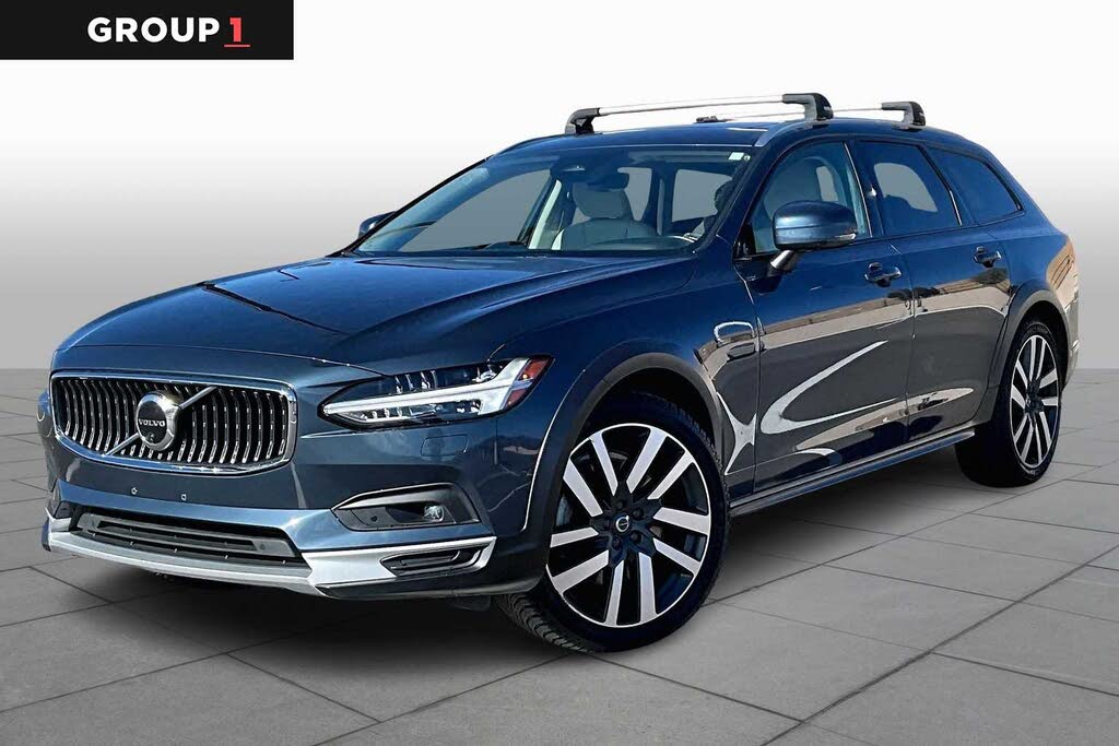 2023 Volvo V90 Cross Country B6 Plus AWD