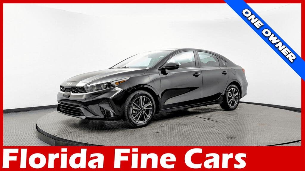 2024 Kia Forte LXS FWD