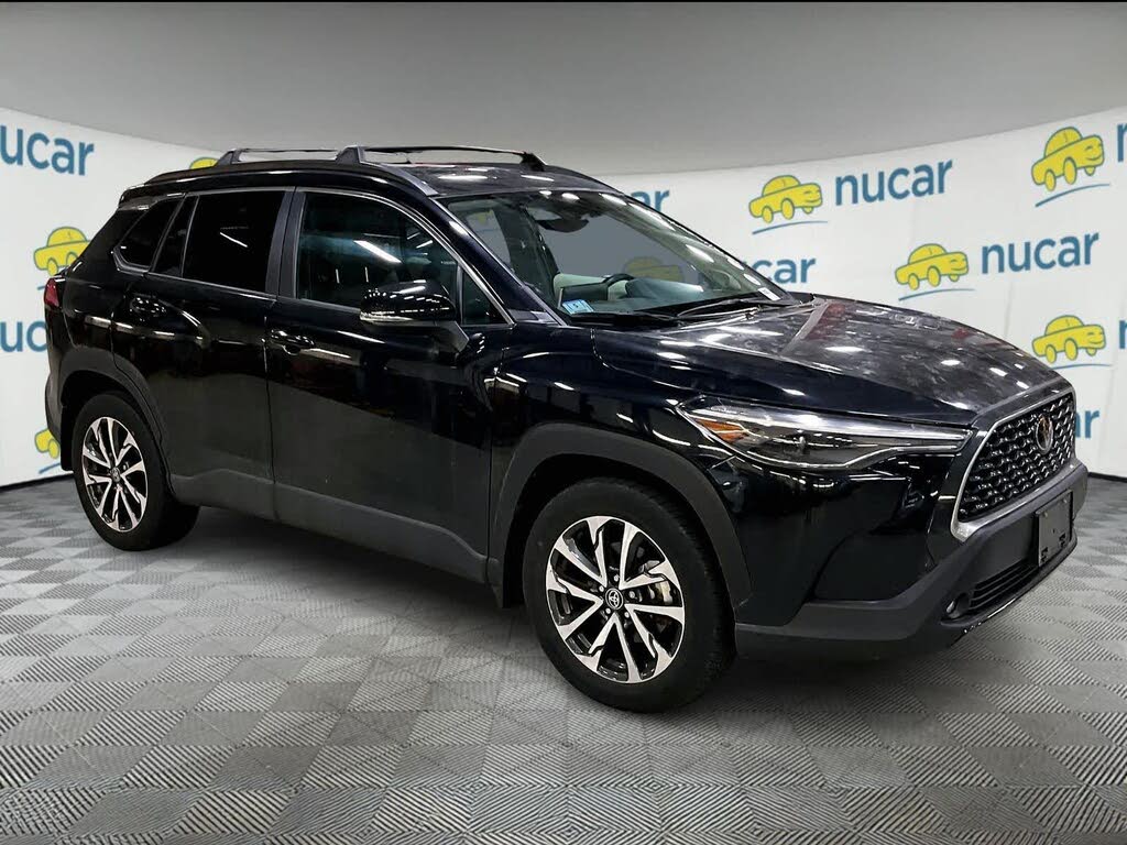 2023 Toyota Corolla Cross XLE AWD