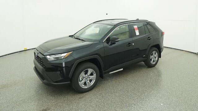 2025 Toyota RAV4 Hybrid XLE AWD